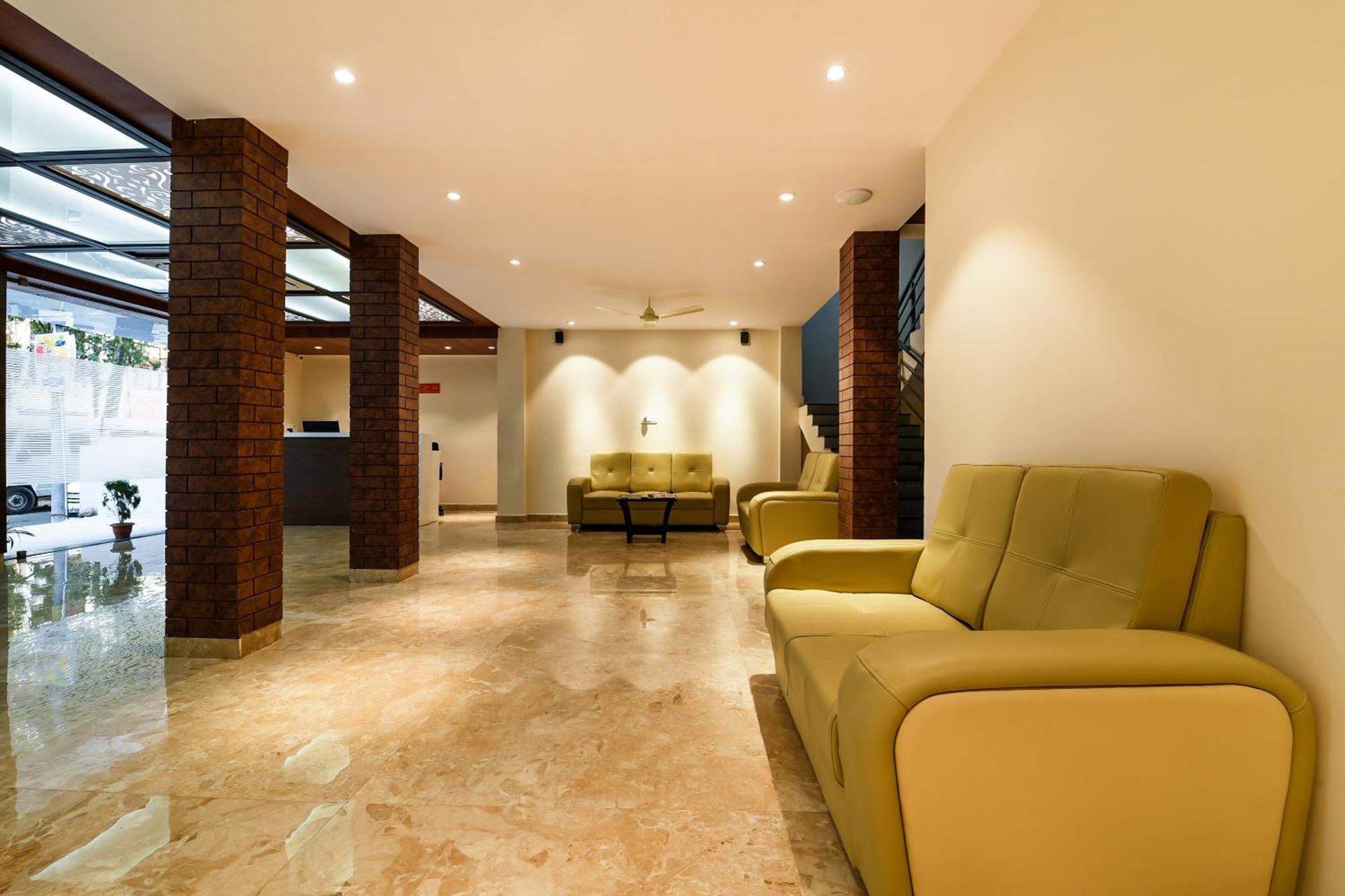 Super Capital O Siddartha Grand Hotel Vijayawāda Екстериор снимка