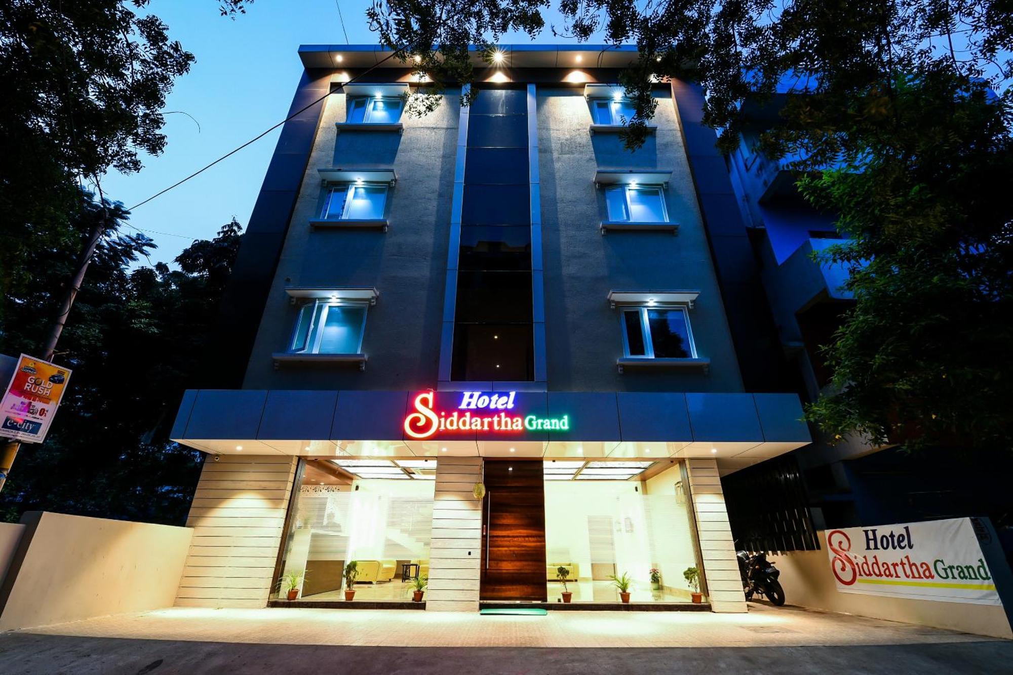 Super Capital O Siddartha Grand Hotel Vijayawāda Екстериор снимка