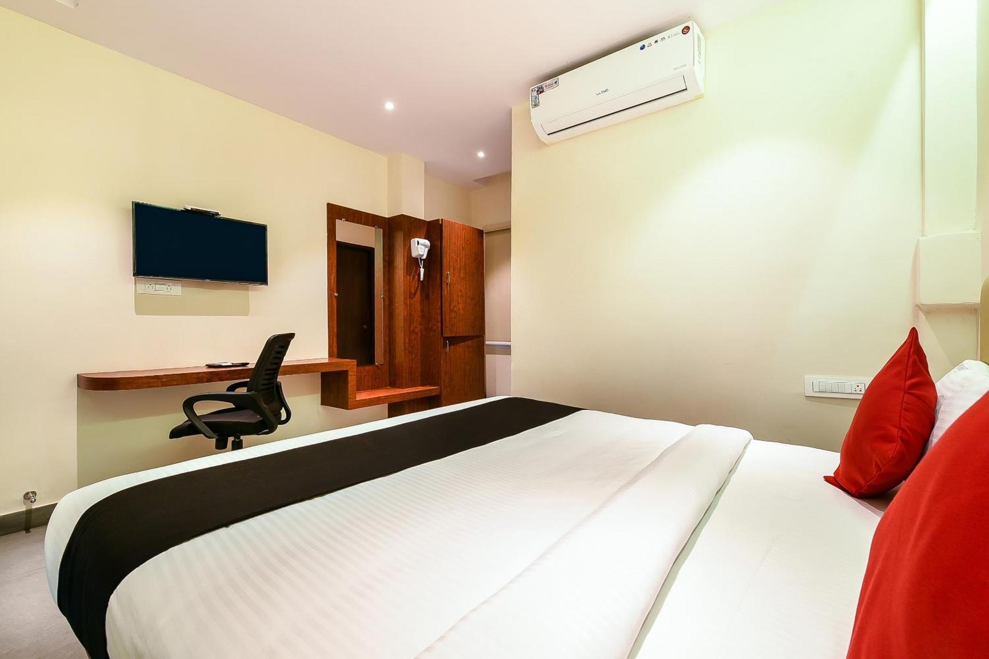 Super Capital O Siddartha Grand Hotel Vijayawāda Екстериор снимка